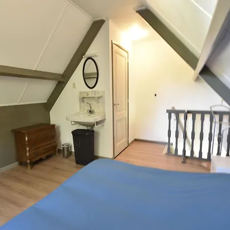 Near Beach, Cleaning Included Apartment *