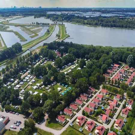 Near Beach, Cleaning Included Sint Maartensbrug