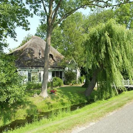 Near Beach, Cleaning Included Apartment Sint Maartensbrug